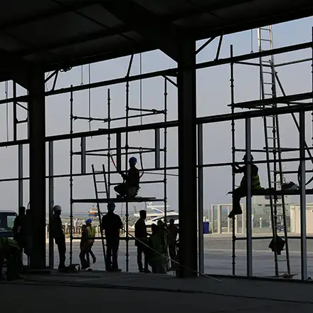 Kamersteiger gebruikt voor binnenwerk zoals plafonds en muren
